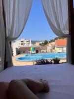 Appartement - Vue sur Piscine 