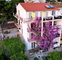 Apartmani Mladina - B&B