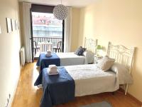 Apto La Manzanina con Parking - Bed and Breakfast