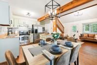 Maggie Valley Mountain Escape with Fire Pit and Deck - B&B