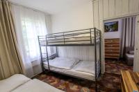 Chalet B (15 Adults)