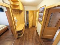 Apartment mit 2 Schlafzimmern und Balkon