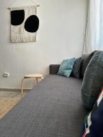 Estudio con sofá cama
