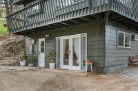 Beautiful Sequoia Hideout // Modern with Views!! - B&B