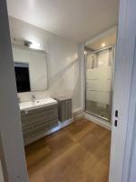 Appartement port de Saint Gilles les bains - B&B