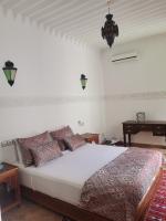 Deluxe Room (2 Adults + 1 Child)