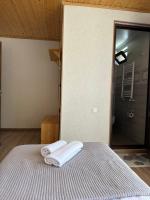 Zweibettzimmer mit Balkon