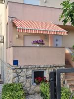 Studio apartment LENI - B&B