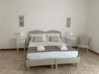 Porta Napoli Rooms - B&B Lecce