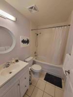 City Centre Lodge ( Downtown) - B&B Mississauga