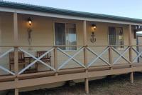 Family Friendly Beach House - Bed and Breakfast Goolwa South