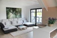 Two-Bedroom Apartment with Shower 