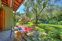 B&B Laveno-Mombello - Casa Oliva Garden and Relax - Happy Rentals - Bed and Breakfast Laveno-Mombello