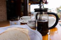 Poetry by the Hills - House Of Hive, Ramgarh, Mukteshwar, Nainital - Bed and Breakfast Rāmgarh