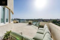 B&B Marsaxlokk - Luxury beautiful penthouse with amazing views & AC by 360 Estates - Bed and Breakfast Marsaxlokk