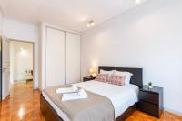 B&B Oporto - Stone Wall Apartment Porto - by Guest SPA - Bed and Breakfast Oporto