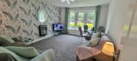 B&B Leigh - The Pennington Apartment & FREE Parking Next to Sports Village - Bed and Breakfast Leigh