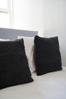 1 BDR Apt By Caledonia Luxe Stays Short Lets & Serviced Accommodation Lanark - B&B Douglas