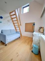 Standaard Tweepersoonskamer met 2 Aparte Bedden - Gedeelde Badkamer