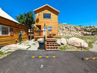 Two-Bedroom House (Cabin 7)