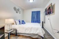 7min light rail walk - Royal Blue Lakewood Retreat - Chambres d'hôtes Lakewood
