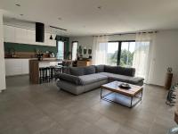 Agréable villa récente au cœur d’un charmant petit village - Chambres d’hôtes Sernhac