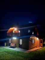Cabană cu teren de tenis -- parter - B&B
