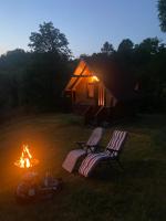 Căbănuță rustică 02 - Bed and Breakfast Băniţa