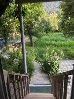 Seti Tower Guest House - Ferienwohnung Mestia