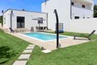New modern villa Relax with private pool near the town and beach by WiiBuk - B&B