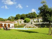 B&B Saint-Preuil - Luxury apartment with terrace sauna tennis pool - Bed and Breakfast Saint-Preuil