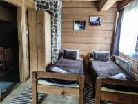 Dreibettzimmer mit Bad