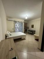 Cloe apartaments - B&B Valona