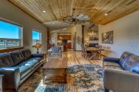 345 Midiron Ave - B&B