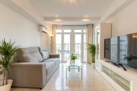 B&B Seville - Charming 3 Bedroom Apartment at Triana Center By Oui Seville - Bed and Breakfast Seville