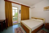 Camera Tripla Standard