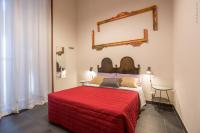 Double Room with Balcony and Garden View