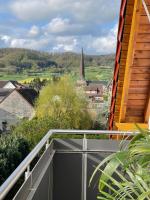 Große Ferienoase mit Burgbergblick (ideal für Familien) - Chambres d'hôtes Bevern