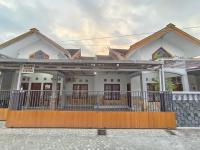 B&B Ngemplak - Mendiro Griya Syariah - Bed and Breakfast Ngemplak