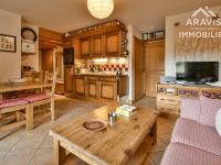 Centre village, 4 pers., 2 ch., face aux pistes, parking, balcon - FR-1-391-5 - B&B