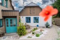 Chalúpka OPAL a Chalupa ACHAT na lúke LukaHuta ChaletStiavnica Banská Štiavnica na samote - samoobslužný prístup cez PIN-kód NONSTOP - B&B