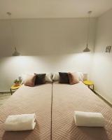 Quadruple Room with Private Bathroom