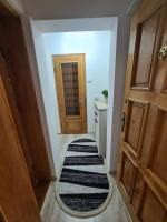 Garsoniera Slanic-Moldova - B&B Slănic-Moldova