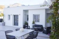 Azura Sea Foinikas - Bed and Breakfast