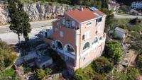 Family Majčica - villa Malo Misto - B&B