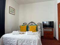 Deluxe Double Room with Extra Bed