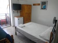 Triple Room with External Bathroom