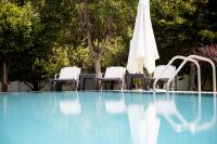 Zeusplace PoolVilla Natura Paralia Katerini - B&B