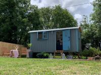 St. Kew Shepherd Huts - Bed and Breakfast