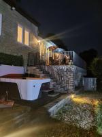 Lakeside cottage - B&B Huddersfield